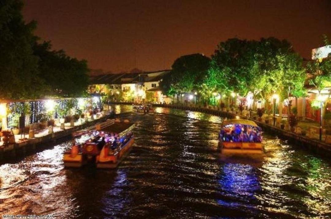 Great Atlantis Homestay Melaka エクステリア 写真